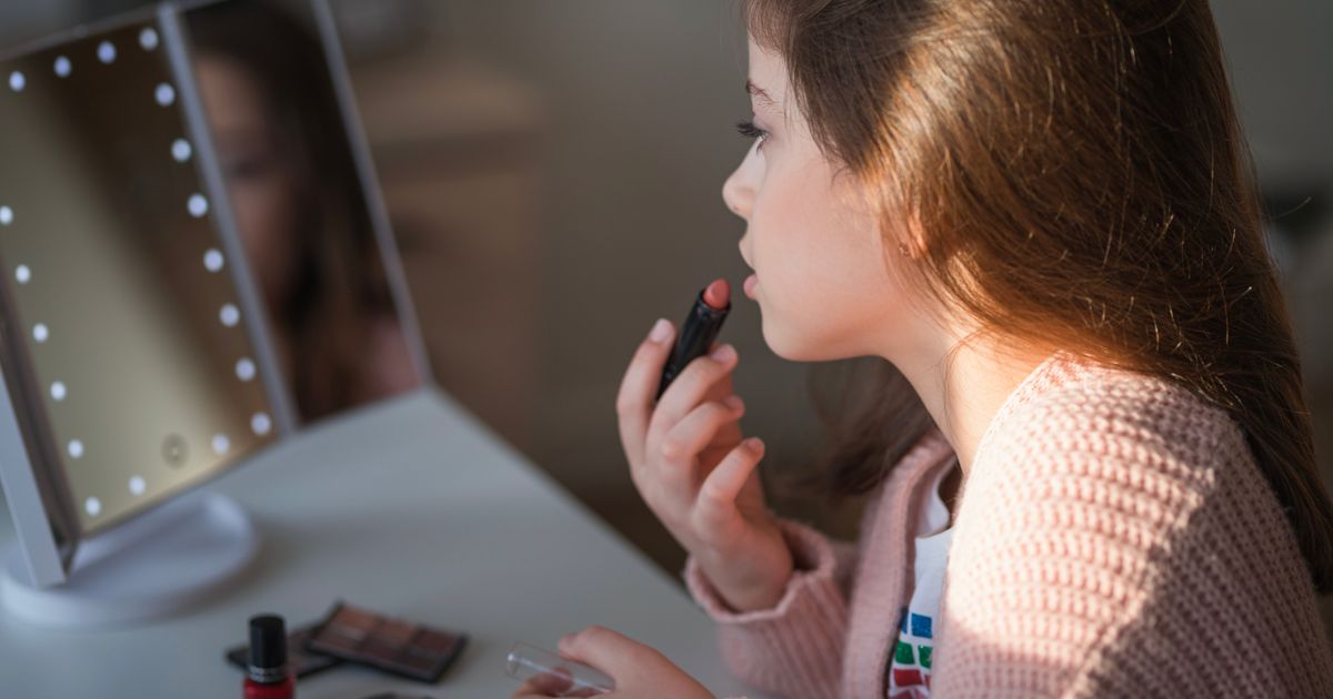 'My 10-Year-Old Talks About Being Fat And Having Thin Lips. How Can I Help Her?'