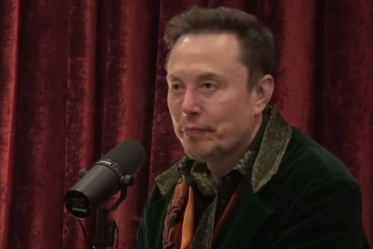 Le Moment Du Podcast Robin Des Bois D'Elon Musk Et Joe Rogan Est ...