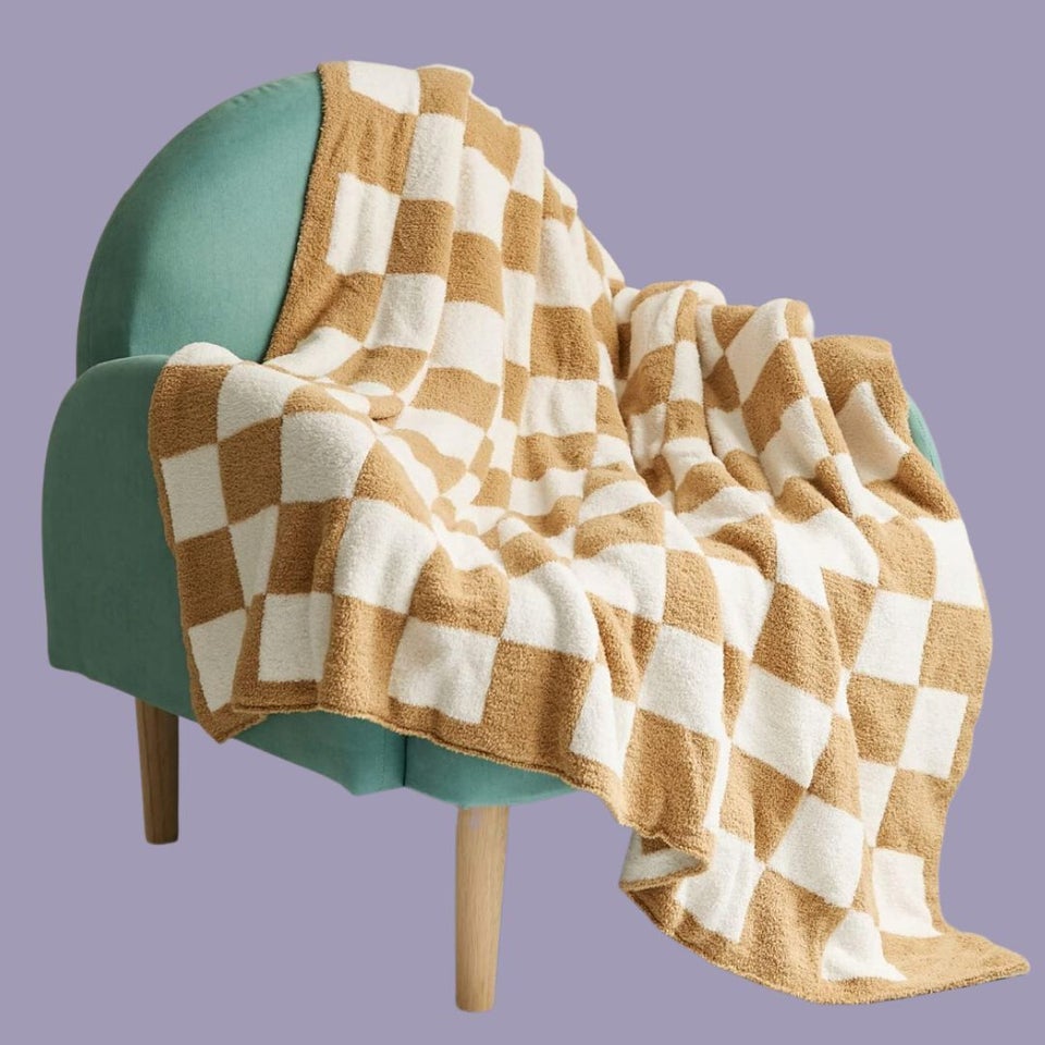 14 Of The Best Throw Blankets That Have Gone Viral HuffPost Life