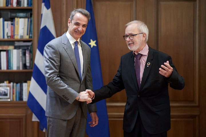 Ο Κυριάκος Μητσοτάκης υποδέχεται τον Πρόεδρο της Ευρωπαϊκής Τράπεζας Επενδύσεων, Βέρνερ Χόγερ