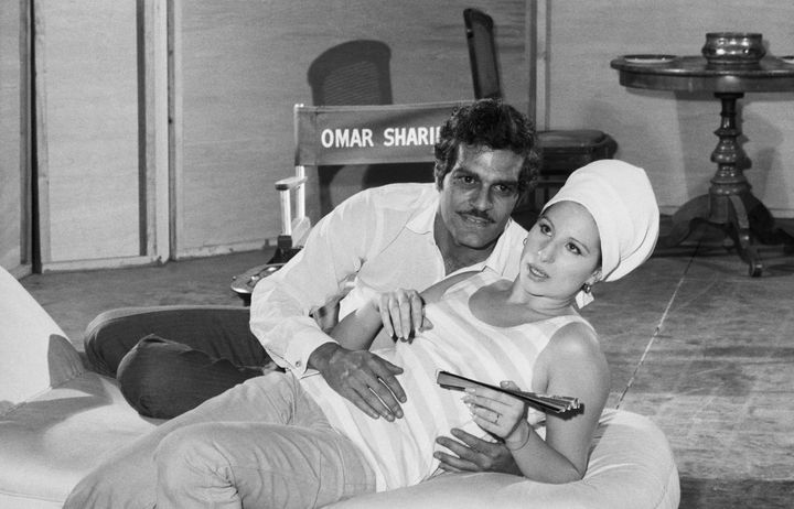 Ομάρ Σαρίφ και Μπάρμπαρα Στρέιζαντ σε πρόβα για την κινηματογραφική εκδοχή του «Funny Girl». Ο πρώτος κινηματογραφικός ρόλος της Στρέιζαντ. 4 Ιουνίου 1967. 