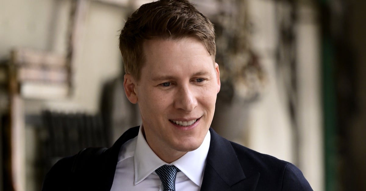 Assault Case Against Oscar Winner Dustin Lance Black Dismissed By Judge - Vimarsana News