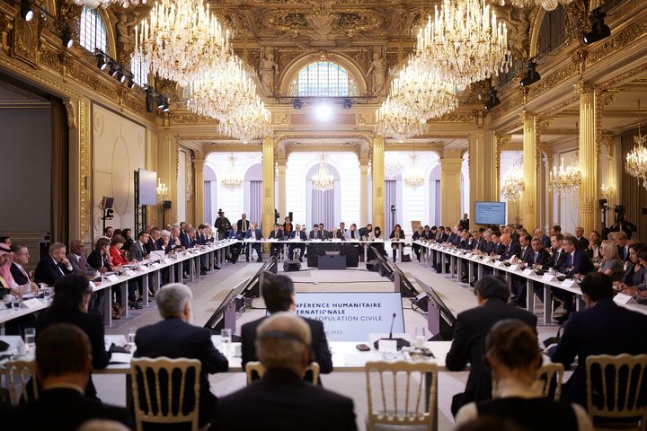 Οι εξελίξεις στη Μέση Ανατολή και η κατάσταση στη Γάζα απασχόλησαν τους ηγέτες κρατών που ανταποκρίθηκαν στην πρόσκληση του Προέδρου της Γαλλίας