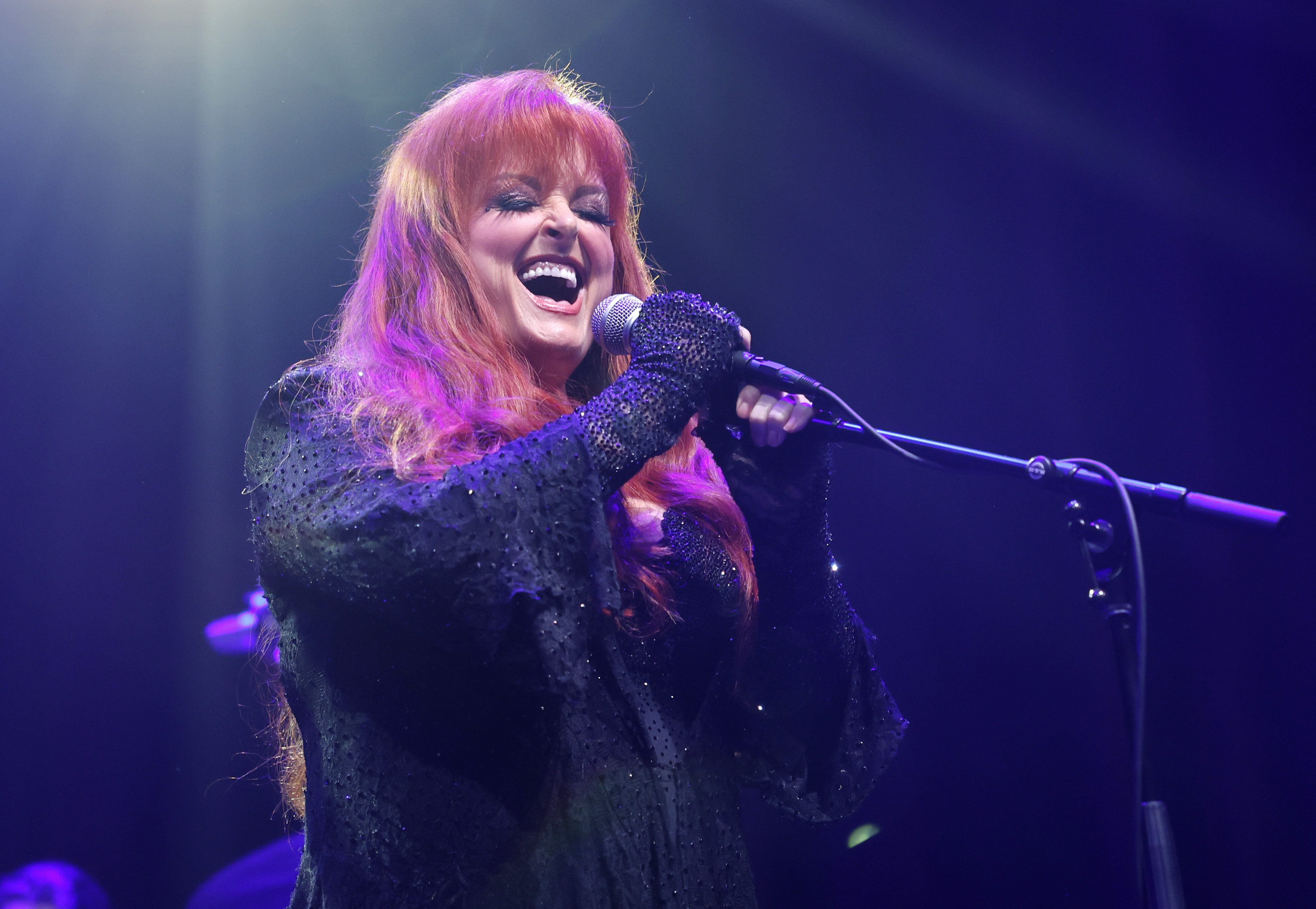 Wynonna Judd Addresses Awkward CMA Awards Performance | HuffPost UK ...