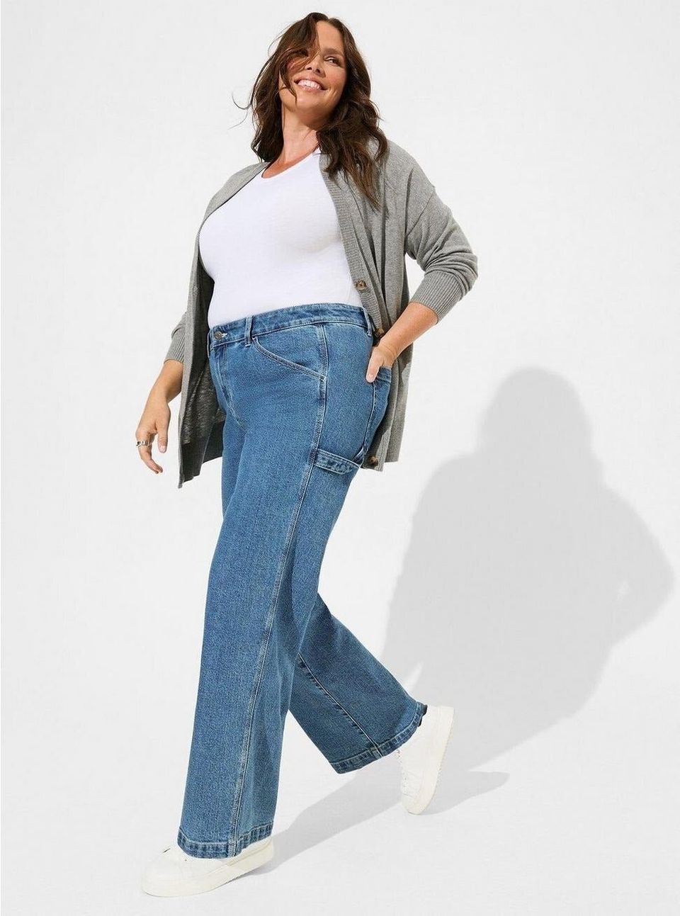 Torrid women's Plus Size blue medium wash rolled Cuff jean Capri pants - size  20