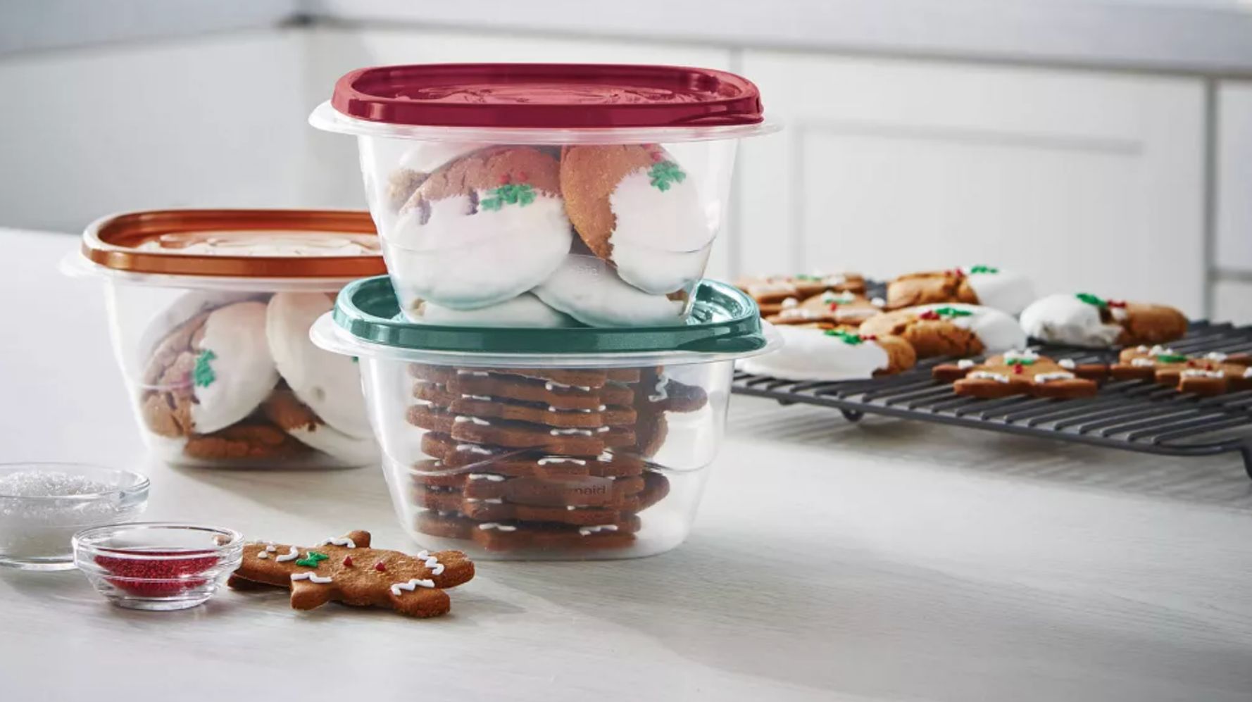 Rubbermaid Easy-Find Lid Food Storage Container, France