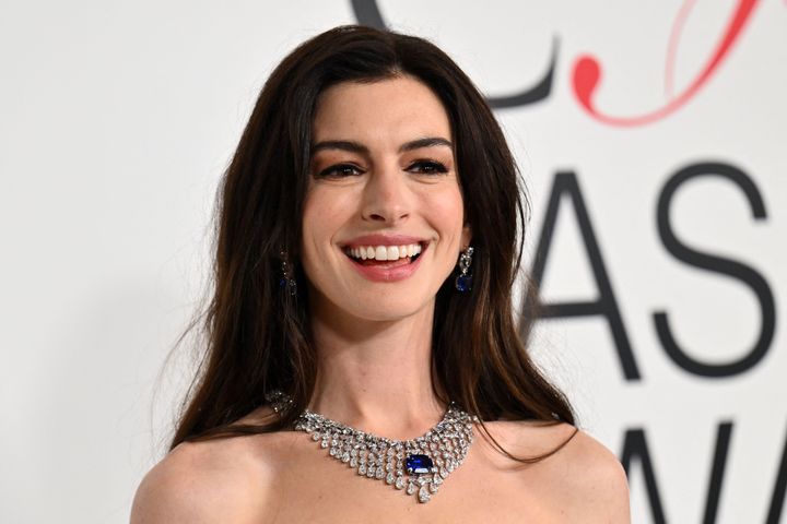 Anne Hathaway said that being offered diminished work opportunities after aging is a problem many women face in Hollywood.