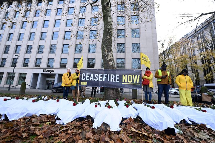 Διαδήλωση στις Βρυξέλλες υπερ της κατάπαυσης του πυρός. 