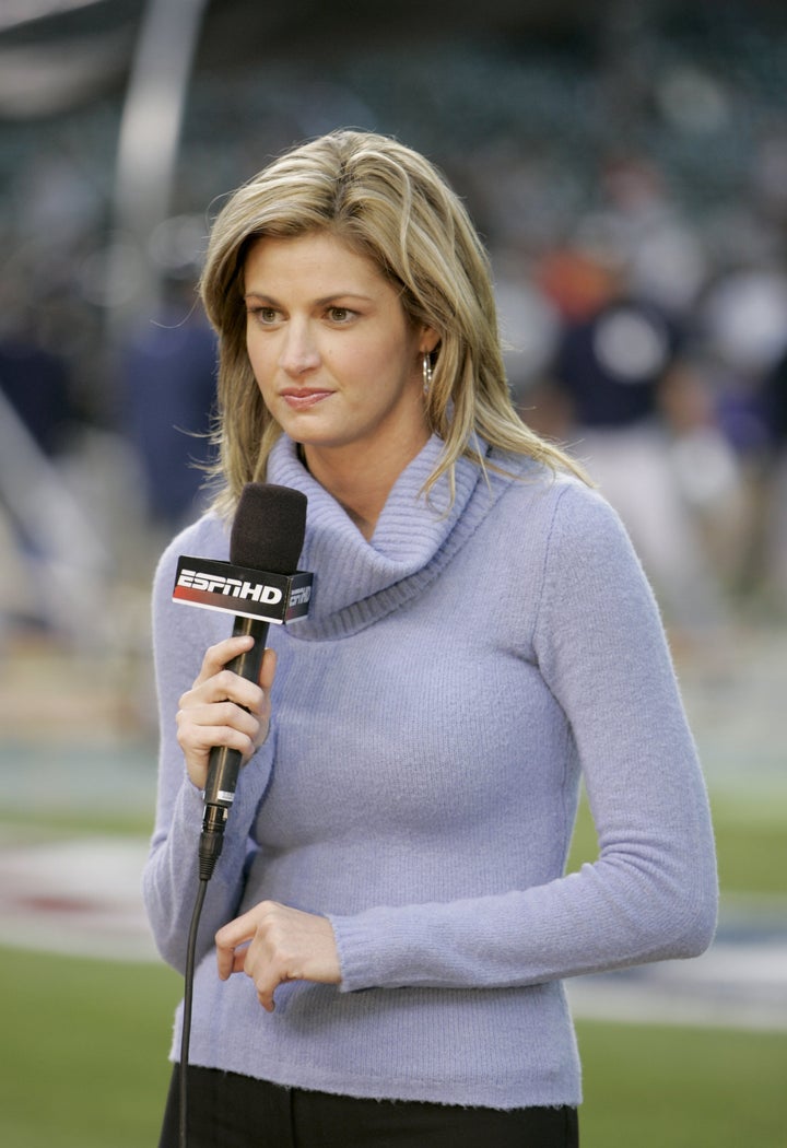 Andrews before a game between the New York Yankees and the Detroit Tigers while working for ESPN in 2006.