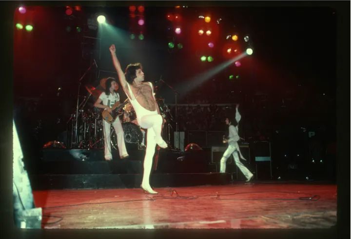 1977年12月18日、アメリカ・カリフォルニアでのライブ