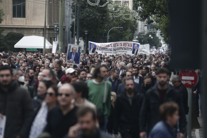 Συγκέντρωση και πορεία διαμαρτυρίας δικηγόρων στην Αθήνα για το νέο φορολογικό νομοσχέδιο (22/11/2023)