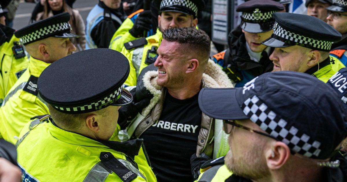 Why Was Tommy Robinson Arrested At March Against Antisemitism? - Vimarsana News