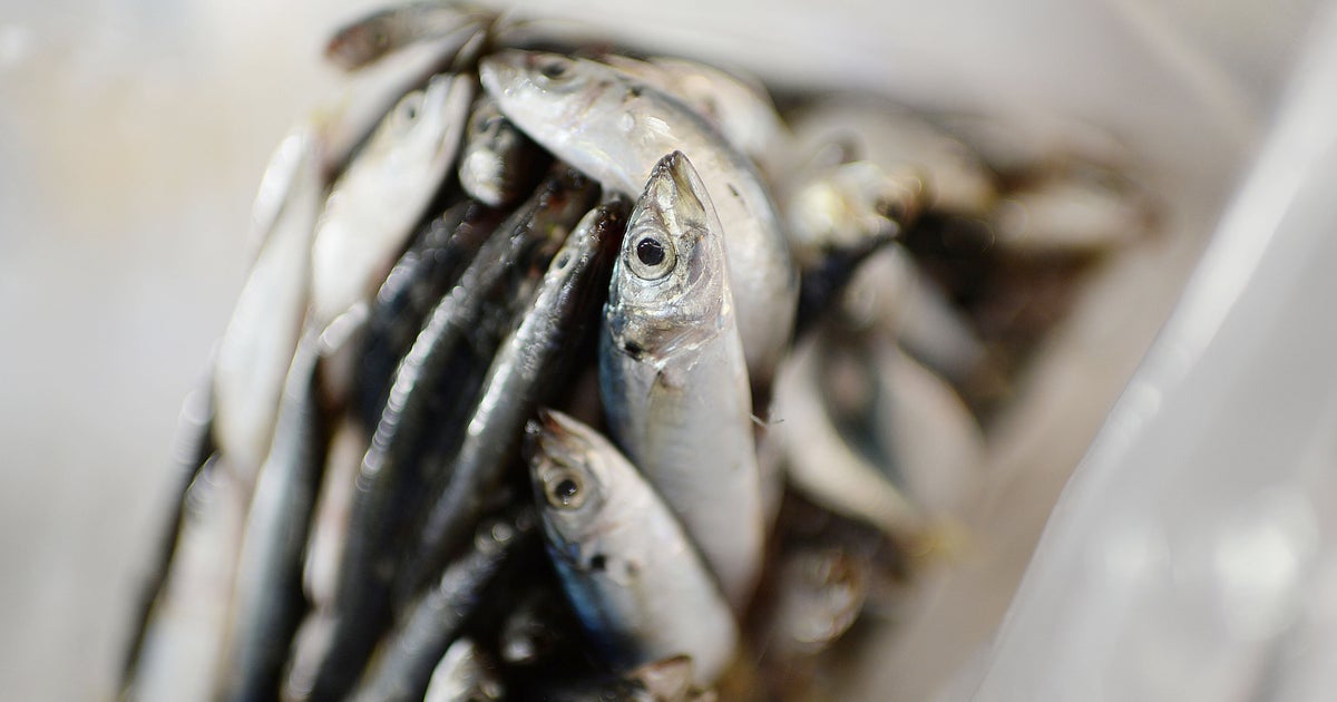 NextImg:TikTok Says Eating This Fish Can Give You 'Glass Skin.' So Can It?