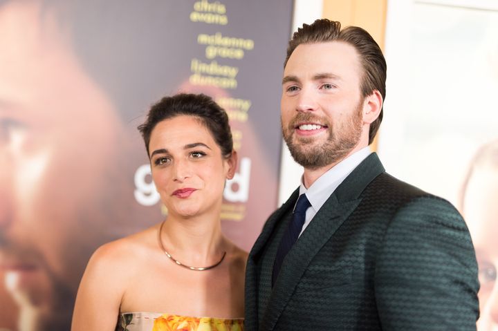 Jenny Slate (left) with Chris Evans — a man who radiates golden retriever energy. In an interview, she said he was like "primary colors. He has beautiful, big, strong emotions, and he’s really sure of them. It’s just wonderful to be around." (And that was after their breakup.)