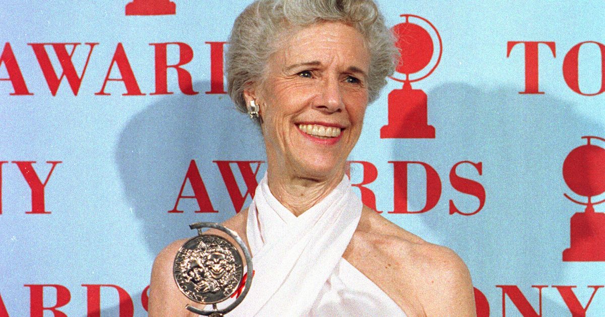 Frances Sternhagen, award-winning actor known for ‘Cheers’ and ‘ER’, dies at 93