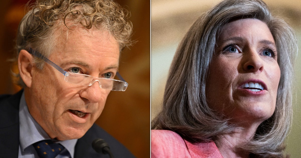 NextImg:Sen. Rand Paul Uses Heimlich Maneuver On Choking Sen. Joni Ernst