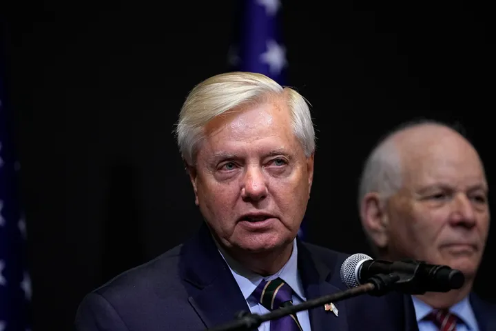 GOP Melts Down As Dick Durbin Uses Its Tactics For Advancing Biden Judges (huffpost.com)