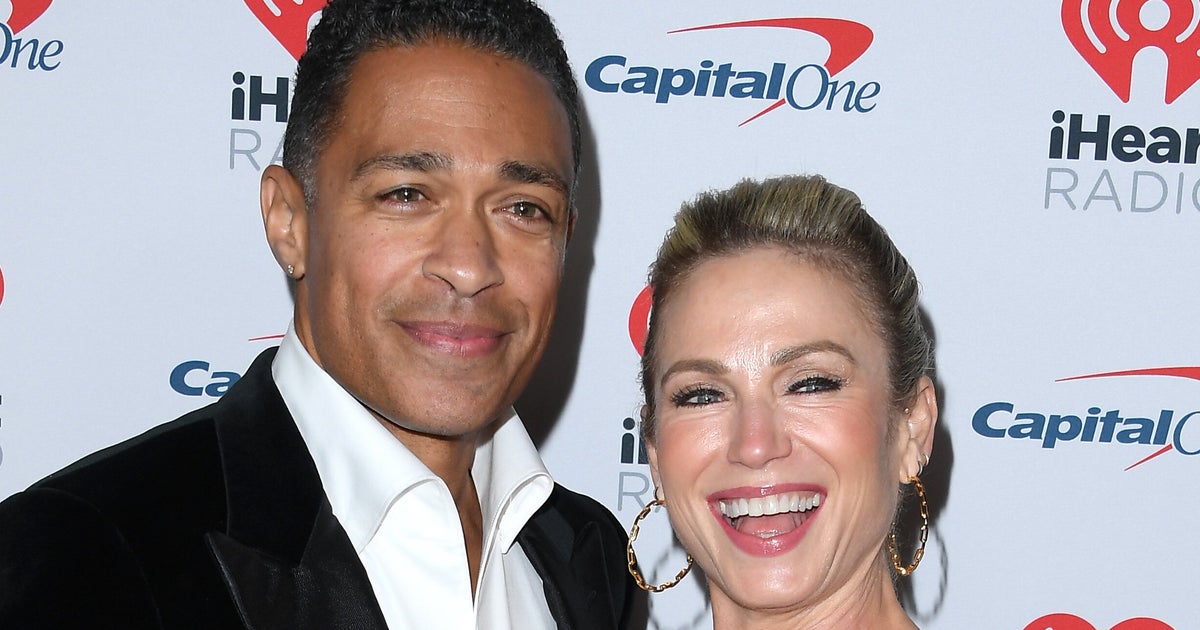 NextImg:Amy Robach And T.J. Holmes Make Red-Carpet Debut As A Couple