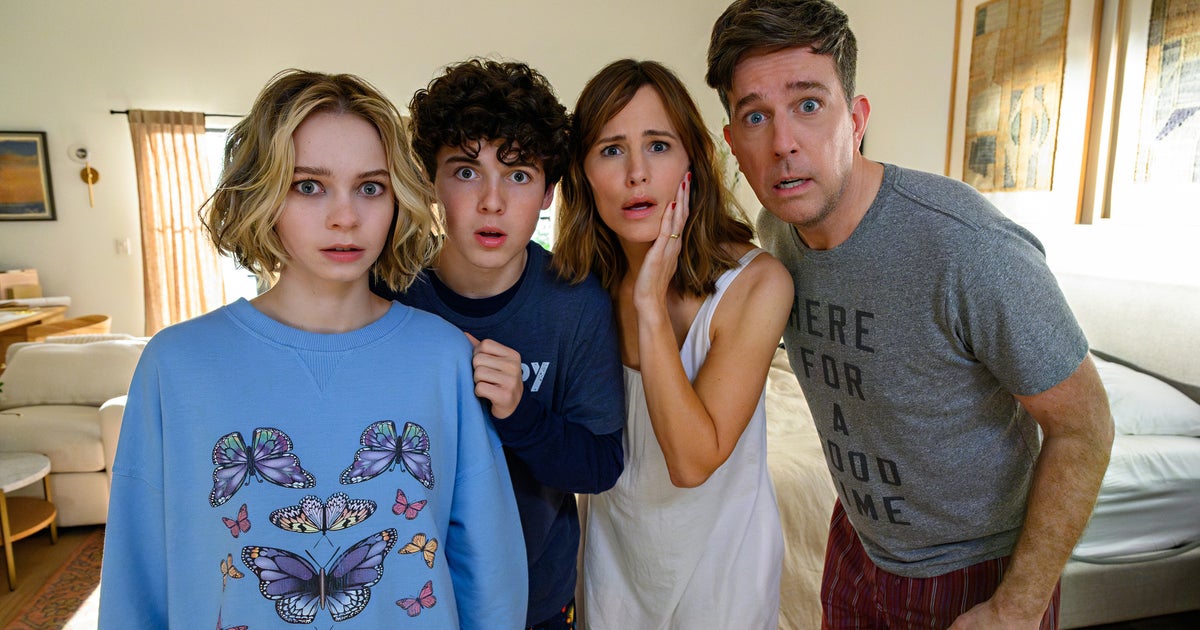 NextImg:This New Body Swap Comedy Is The Top Movie On Netflix Right Now