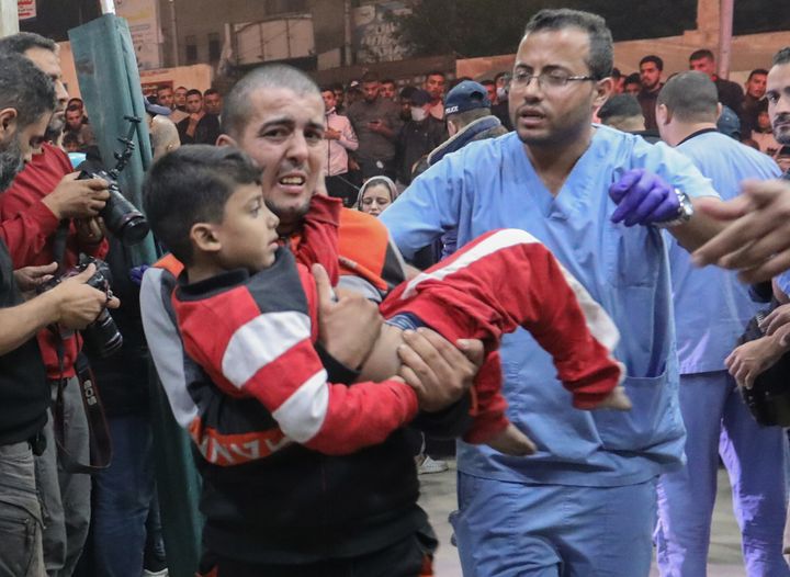Palestinians injured in Israeli airstrikes arrive at Nasser Medical Hospital on December 04, 2023 in Khan Yunis, Gaza.