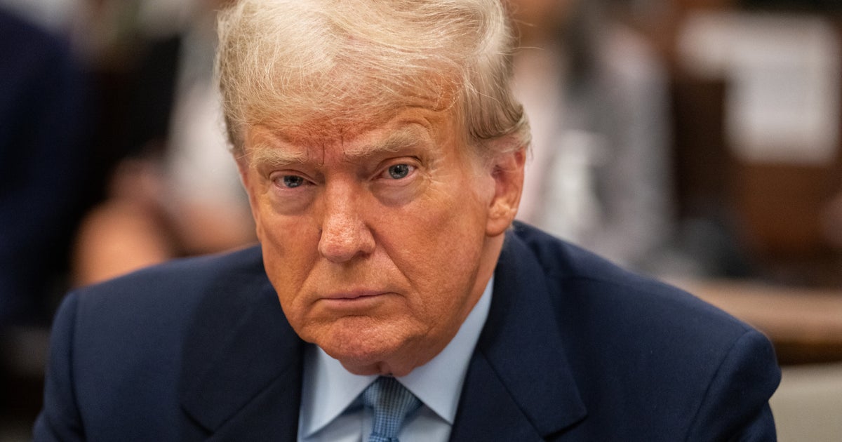 NextImg:Trump Defense Witness Answers Phone Call While On Stand