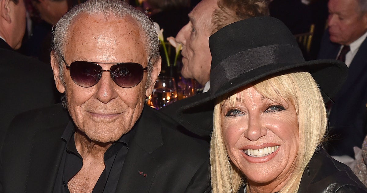NextImg:Alan Hamel Decked Out Wife Suzanne Somers In Unusual Apparel To Be Laid To Rest