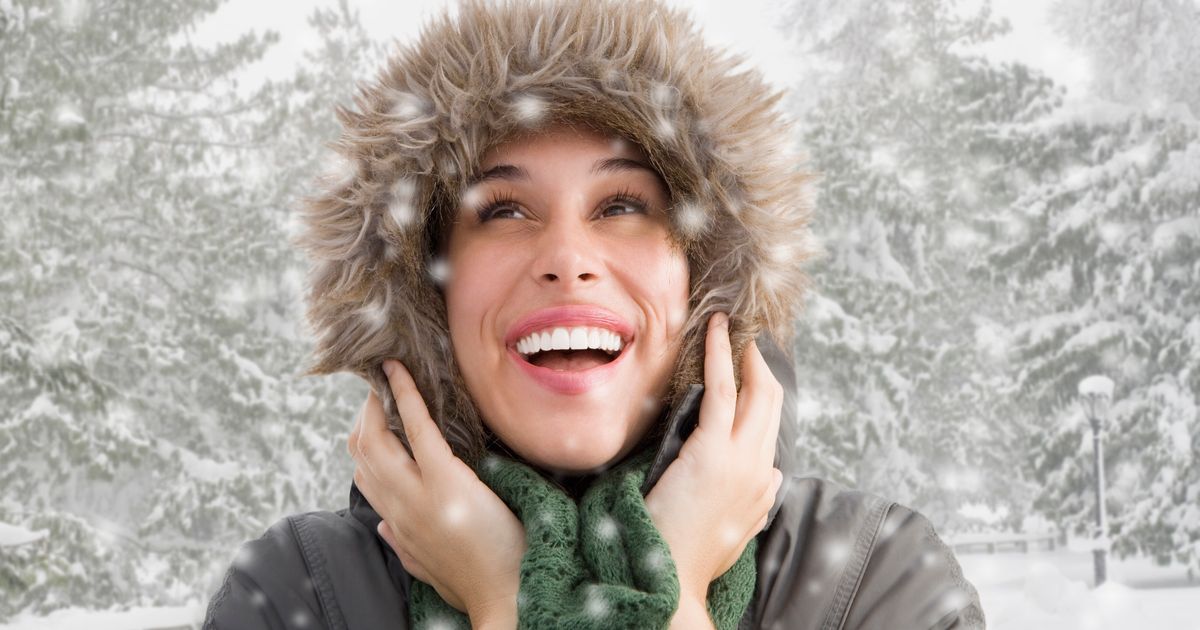 Experts Share Which Skin Care Ingredients To Avoid In Winter