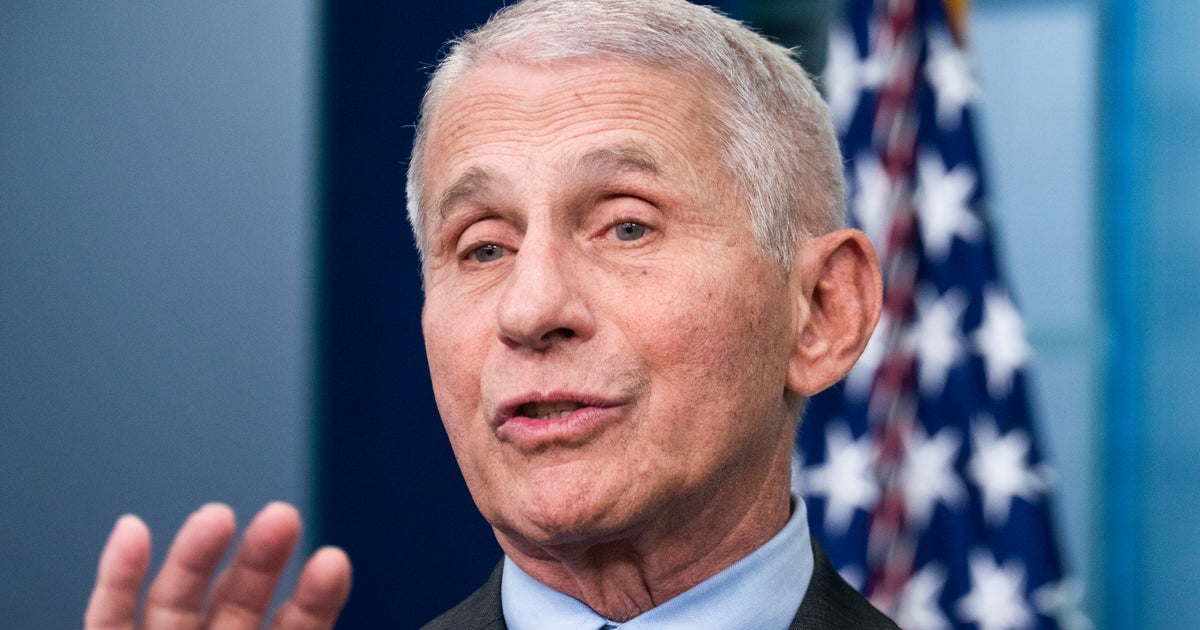NextImg:'I Don't Like Extremes': Dr. Fauci Was Weirded Out By His Hardcore Fans