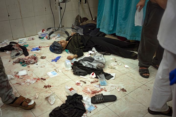 Νοσοκομείο στην Χαν Γιουνίς μετά από μια ακόμη σφοδρή αεροπορική επιδρομή του Ισραήλ