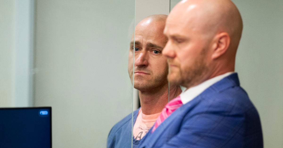 NextImg:Charges Reduced For Pilot Accused Of Trying To Kill Plane's Engines Midflight