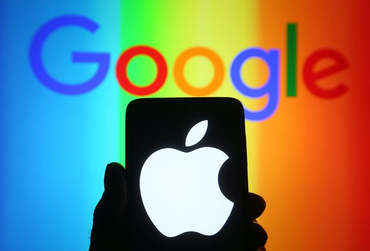 Foreign governments are requesting push notification data on Apple and Google users, according to a U.S. senator.