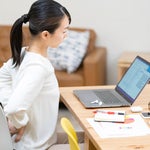 知ってる？正しい「椅子の座り方」。腰痛・関節痛を防ぐためのポイントを紹介