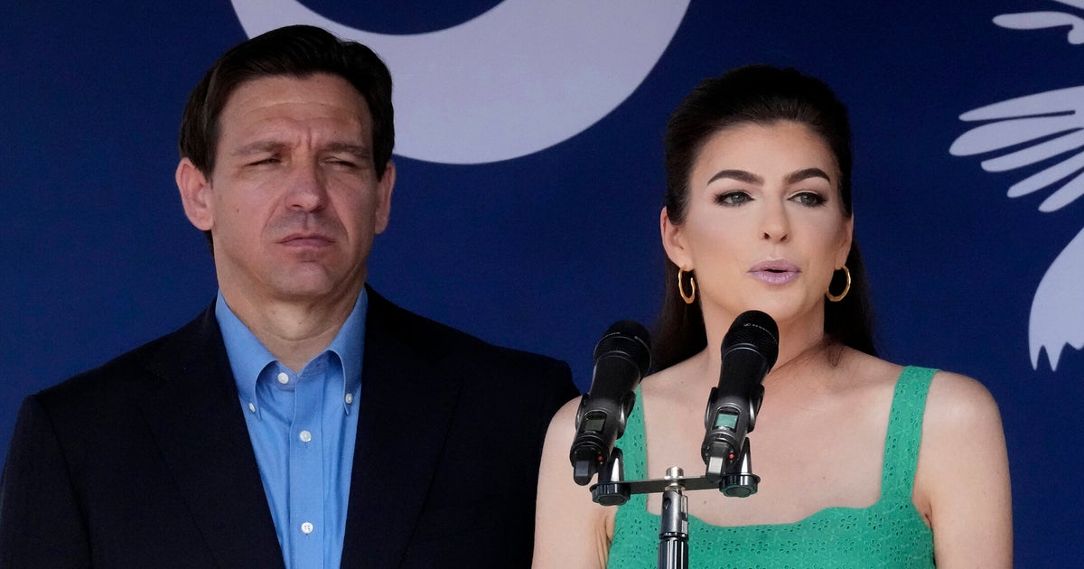 NextImg:Iowa GOP Drops Blunt Fact Check On Casey DeSantis' Wild Claim About Caucuses