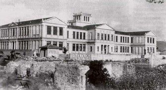 Το «Φως εξ Ανατολών», το όραμα του Ελευθερίου Βενιζέλου για την ίδρυση ελληνικού πανεπιστημίου στη Σμύρνη υλοποίησε ο Καραθεοδωρή, αλλά δεν λειτούργησε λόγω της Καταστροφής του 1922