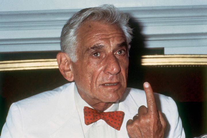 Bernstein appears at a press conference in Paris in June of 1986, the same year that the author spoke with him in Tommy's apartment.