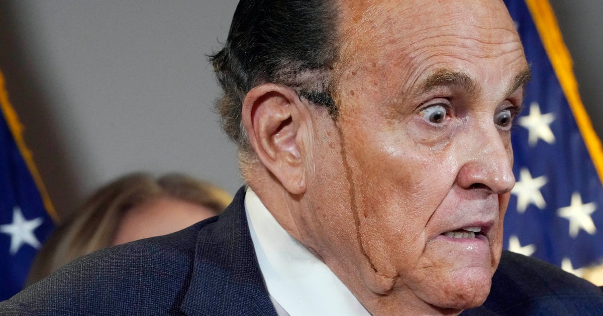 NextImg:Giuliani Won't Testify, Despite Pledge To 'Definitively Clear' His Name By Doing So