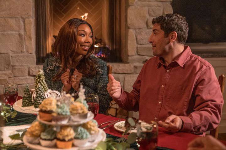 Brandy and Jason Biggs in Best. Christmas. Ever!