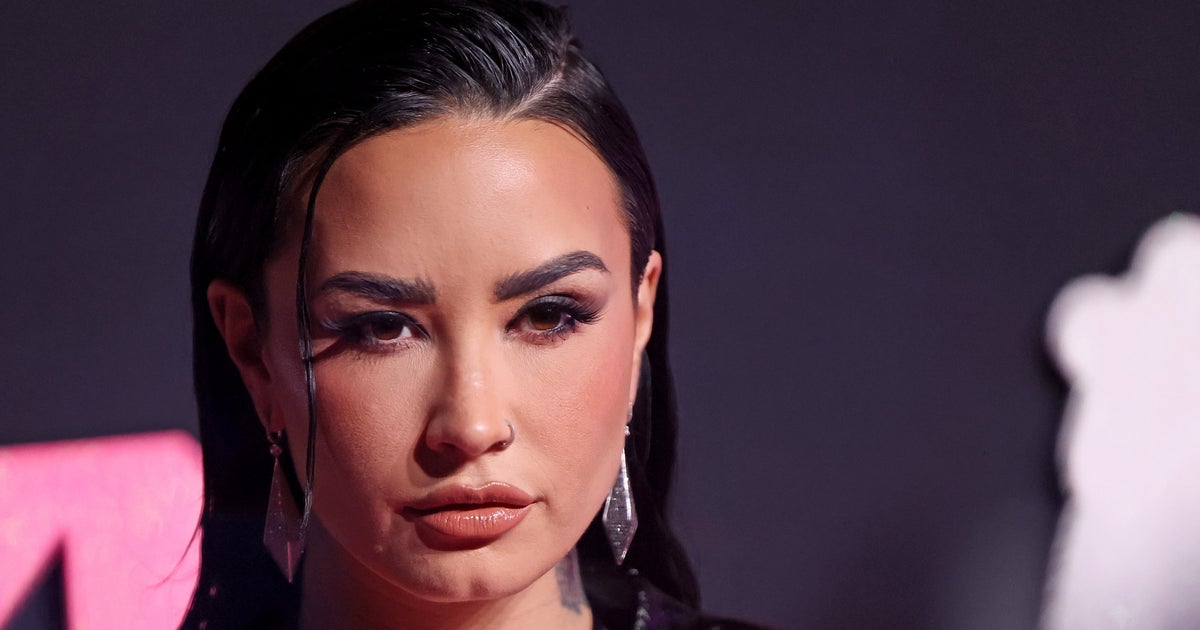 NextImg:Demi Lovato And Jordan 'Jutes' Lutes Are Engaged