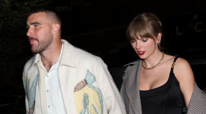 Who's Taylor Swift Dating Now 2024? Boyfriends Travis Kelce, Matty