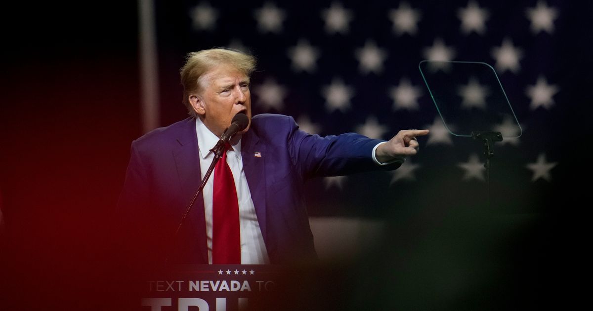 Trump affirme que les faux électeurs du Nevada ont été traités « injustement » lors d’un rassemblement à Reno