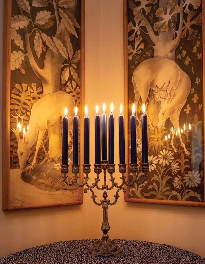 "Both holidays are a celebration of miracles — and that’s a beautiful concept," Richter said of celebrating Hanukkah and Christmas.