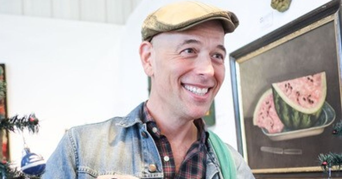 NextImg:Vintage Connoisseur Offers 5 Fantastic Tips For A Classic Christmas — And Beyond
