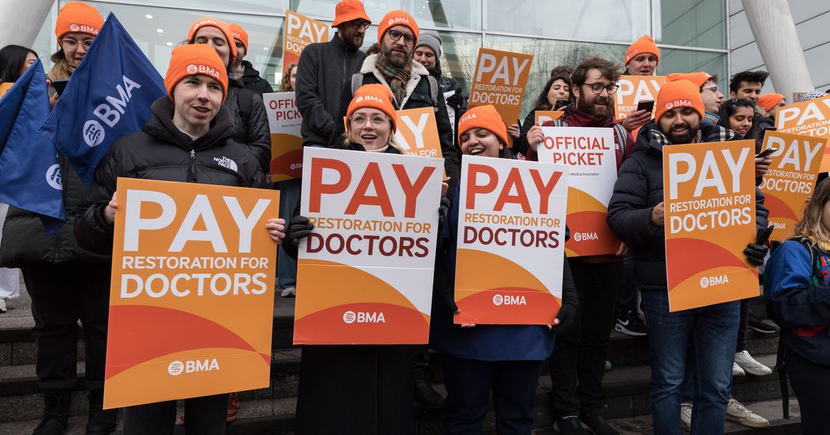 Comparing MPs Pay And Junior Doctors Pay Changes Since 2008 | HuffPost ...