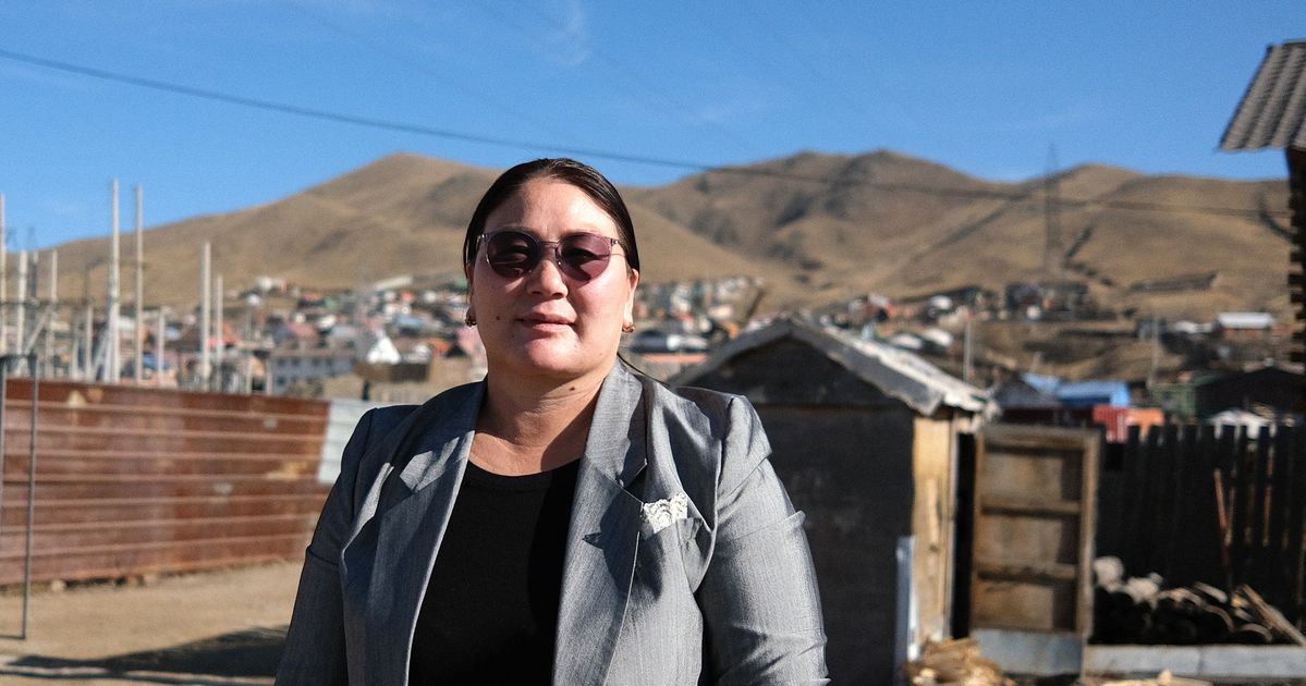 For Mongolia’s Displaced Nomads, City Life Brings Broken Hearts And Burning Lungs