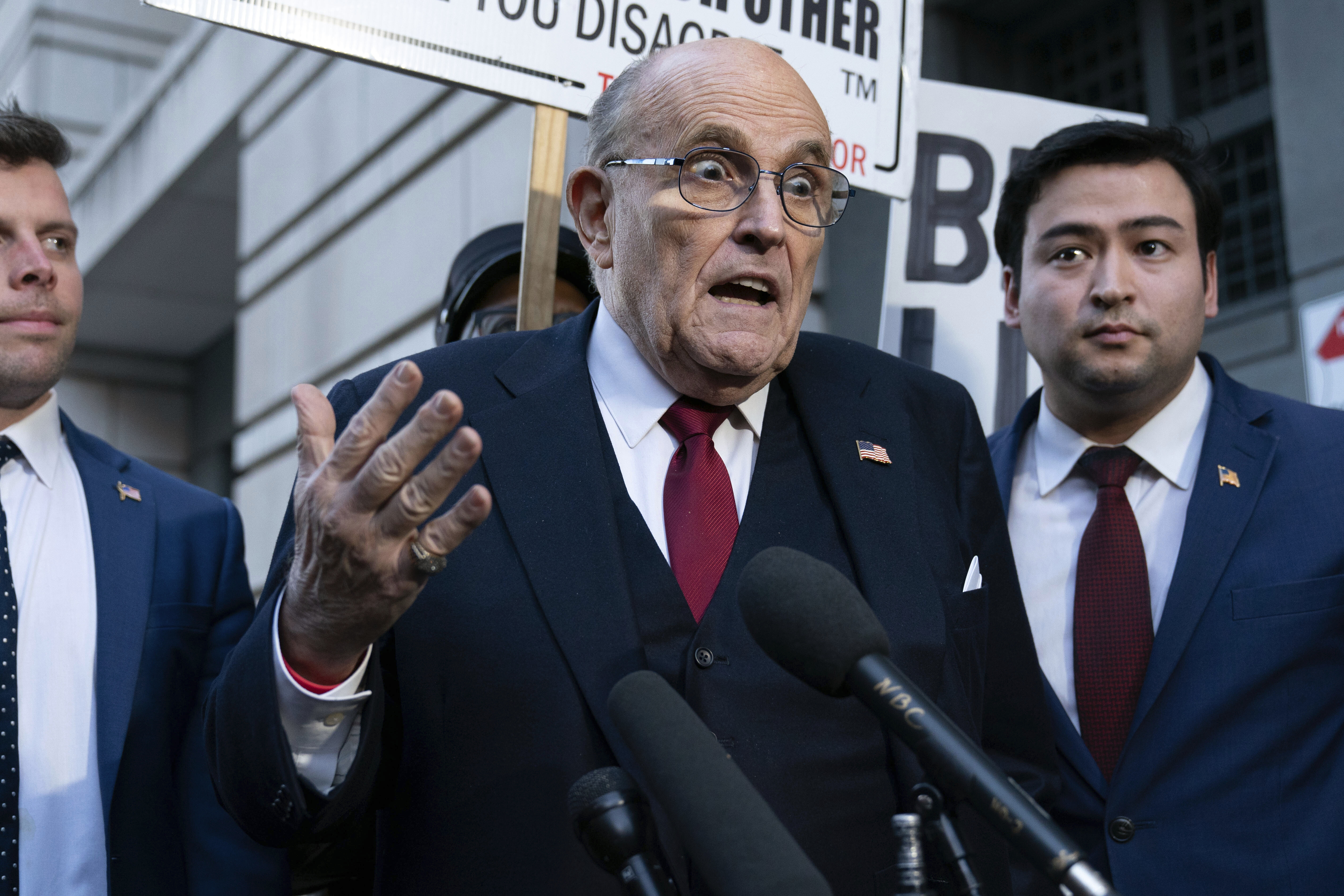 Rudy Giuliani Files For Bankruptcy | HuffPost Latest News