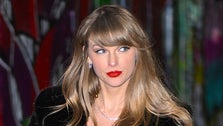 Taylor Swift And Her Fans Were Booed At A Kansas City Chiefs Football