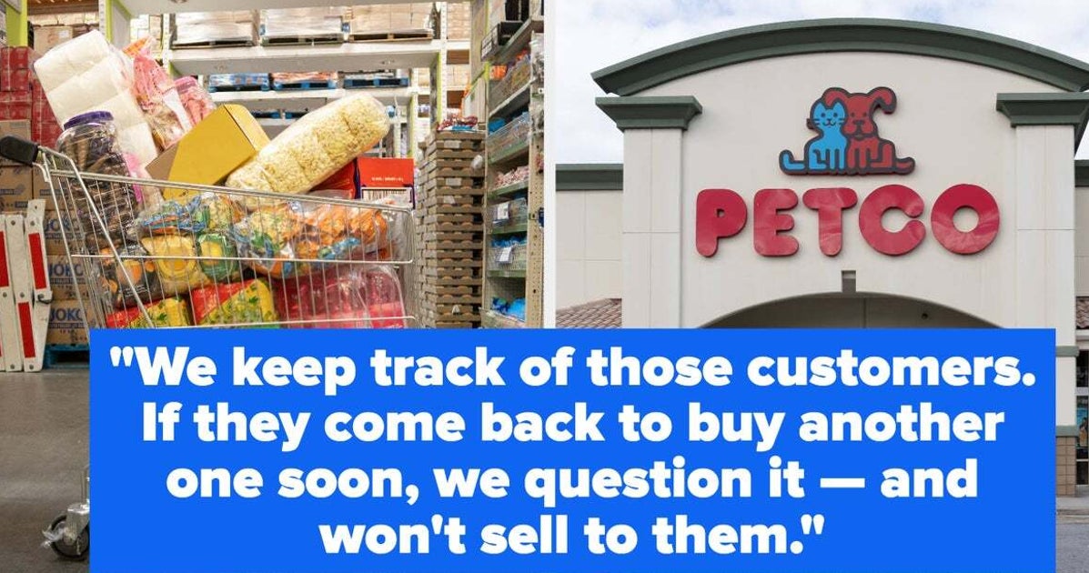 NextImg:"Nothing Really Fazes Me, But Damn": Cashiers Are Sharing Specific Items People Buy That They Secretly Judge Them For