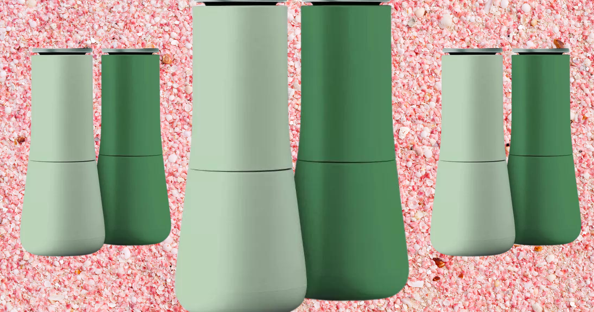 NextImg:This Thoughtfully Designed Salt And Pepper Mill Set Has Reviewers Raving