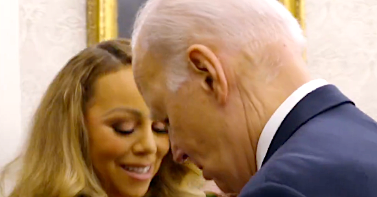 NextImg:Joe Biden Meets Mariah Carey At White House And Makes A Big Production Out Of It