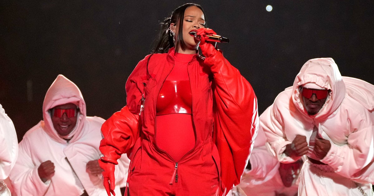 NextImg:Rihanna Spills Major Tea On Her Super Bowl Pregnancy Reveal: 'I Did What I Had To Do'